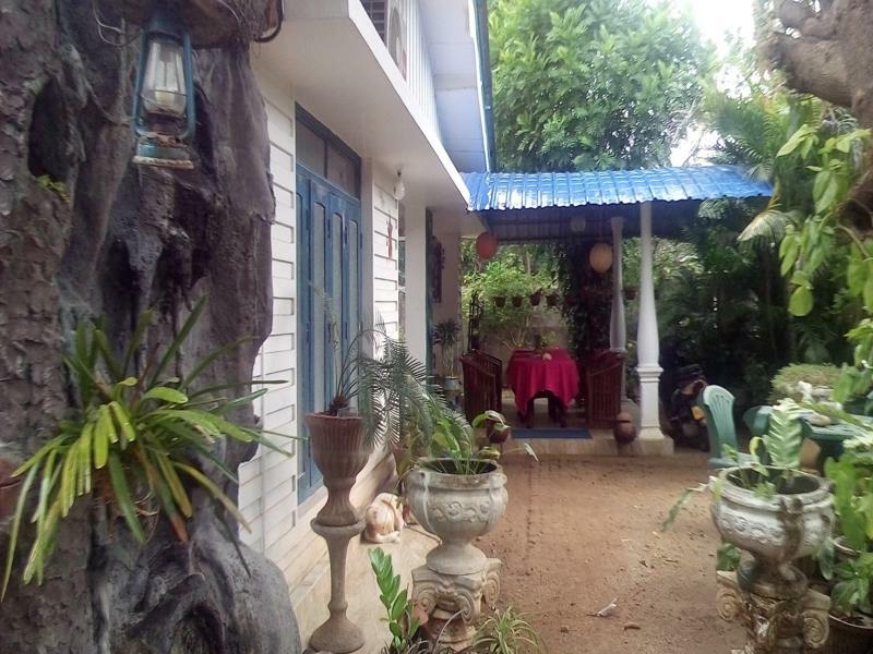 Hotel Rock Cascade Polonnaruwa Exterior foto